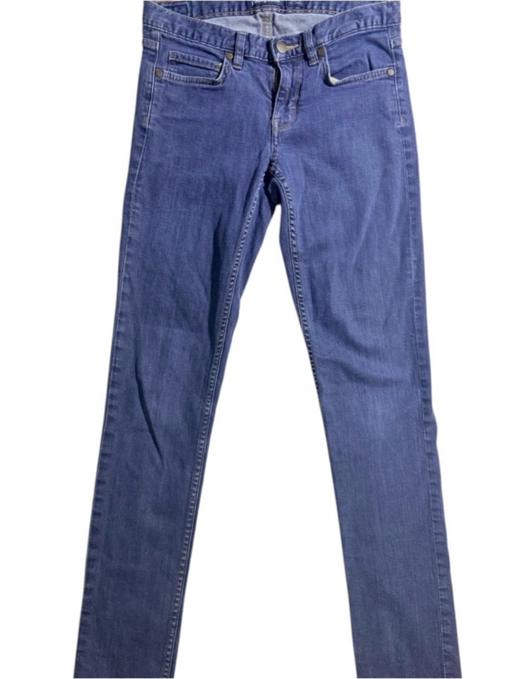 Patagonia women’s skinny jeans in classic indigo blue denim.